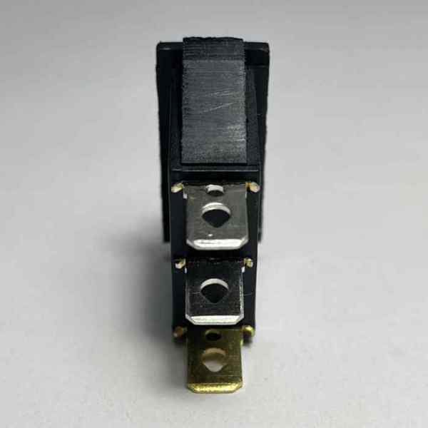 Выключатель-клавиша 3 контакта, красный (10A/250V) 