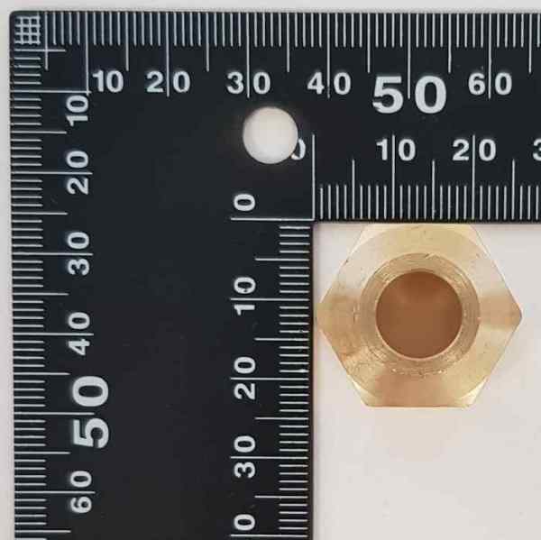 Гайка SN d 3/8" (9.52м)