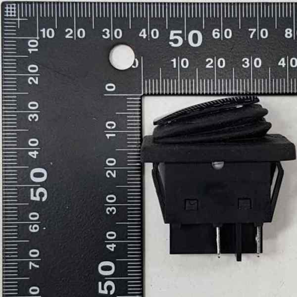 Выключатель-клавиша 4 контакта, IP67, прорезиненный кожух, синий (30A/250V)